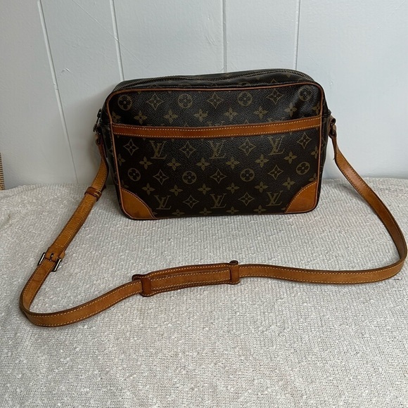 Louis Vuitton Trocadero 30 Monogram print Purse Crossbody Bag Handbag VINTAGE - Picture 3 of 17